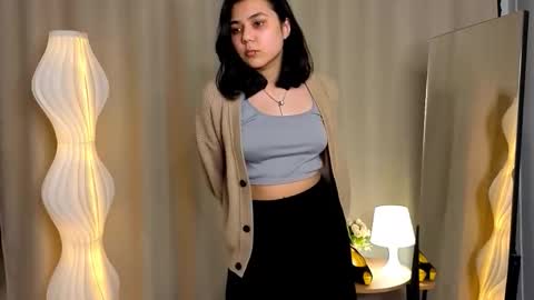 Liya online show from 01-14-26, 03:50