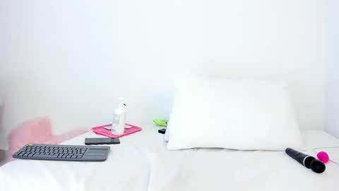 Snapshot of brigittewright chatting on 11-28-25, 10:34 BrigitteWright online show from 11-28-25, 10:34