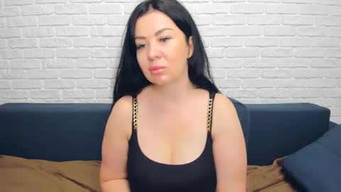 Snapshot of brilliantegirl_ chatting on 11-21-25, 09:41 brilliantegirl_ online show from 11-21-25, 09:41