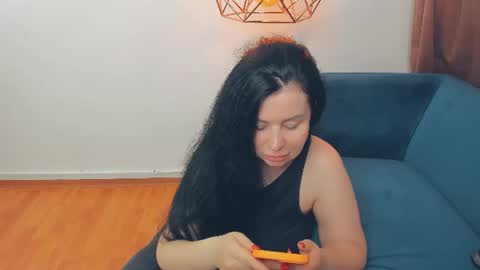 Snapshot of brilliantegirl_ chatting on 06-25-26, 11:15 brilliantegirl_ online show from 06-25-26, 11:15