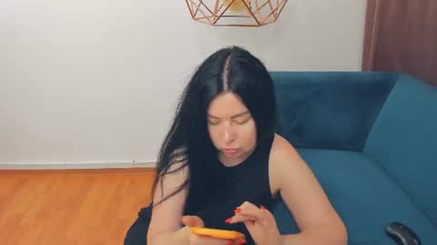 Snapshot of brilliantegirl_ chatting on 06-26-26, 06:18 brilliantegirl_ online show from 06-26-26, 06:18
