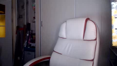 Snapshot of brilliantly chatting on 11-07-25, 08:14 brilliantly online show from 11-07-25, 08:14