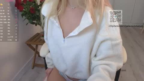 Snapshot of brilliantvictoria chatting on 02-16-25, 11:16 Vi. online show from 02-16-25, 11:16