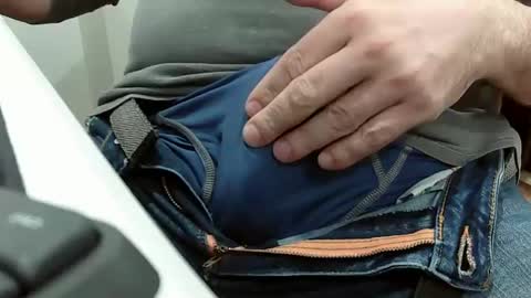 Bringing the thunder 87 online show from 10-14-25, 01:45