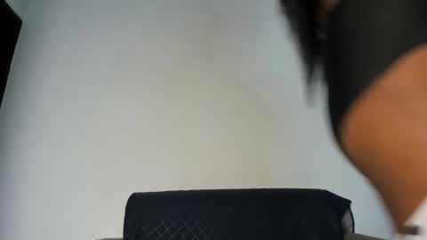 ANGIE online show from 12-18-25, 12:22