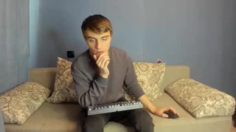 bristlebback online show from 12-01-25, 07:02