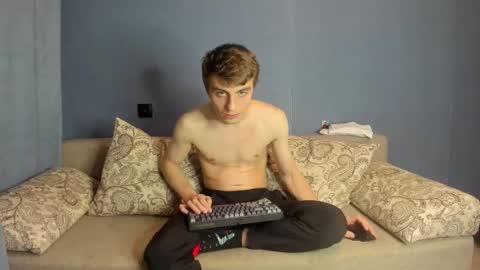 bristlebback online show from 12-01-25, 07:08