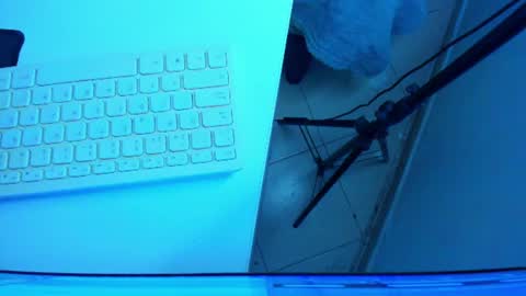 Snapshot of britanny_jones1 chatting on 06-22-26, 09:06 B R I T A N N Y online show from 06-22-26, 09:06