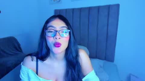 Snapshot of britanny_jones1 chatting on 07-14-26, 10:21 B R I T A N N Y online show from 07-14-26, 10:21