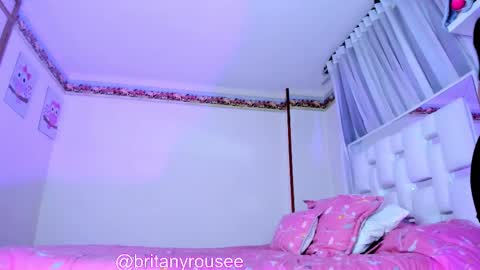 Emily online show from 10-04-25, 08:29