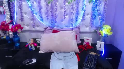 Brithany  online show from 12-14-24, 06:35