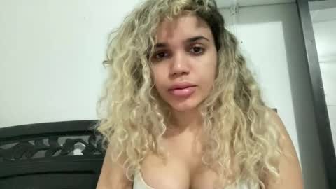 brithneysquirt online show from 12-22-25, 01:02