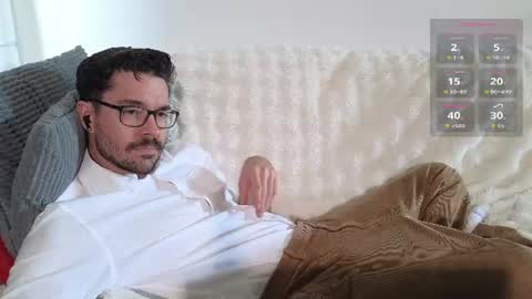Snapshot of britishpoet chatting on 06-27-26, 12:55 Callum online show from 06-27-26, 12:55
