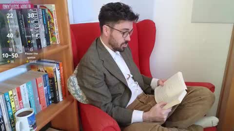 Snapshot of britishpoet69 chatting on 11-20-25, 11:10 British Poet online show from 11-20-25, 11:10