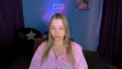 Snapshot of britney_silver chatting on 01-23-25, 08:24 Bri u will get nice surprise in pvt online show from 01-23-25, 08:24