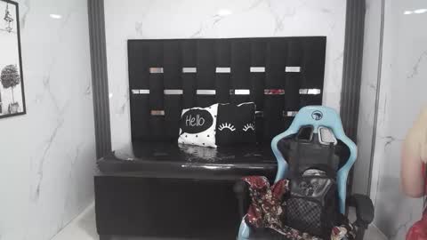 Snapshot of britney_sub chatting on 09-25-25, 02:59 Britney online show from 09-25-25, 02:59