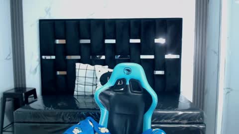 Britney  online show from 04-07-26, 02:45