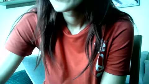 Snapshot of britneyamy chatting on 06-18-26, 09:47 Britney online show from 06-18-26, 09:47