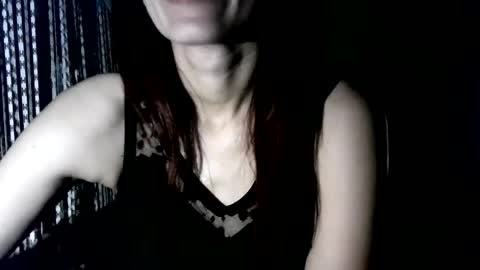 Snapshot of britneyamy chatting on 06-25-26, 10:03 Britney online show from 06-25-26, 10:03