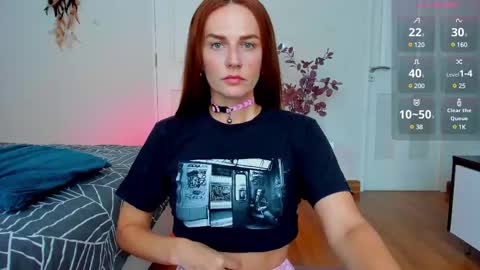 Snapshot of britneyhall chatting on 02-17-25, 07:04 britneyhall online show from 02-17-25, 07:04