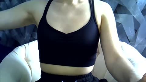 Snapshot of britneykittens chatting on 02-18-25, 11:22 BritneyKittens online show from 02-18-25, 11:22