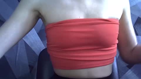 Snapshot of britneykittens chatting on 01-12-26, 10:31 BritneyKittens online show from 01-12-26, 10:31