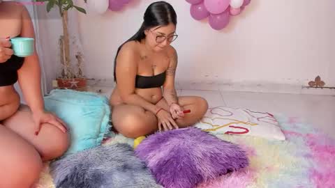 Snapshot of brittany_morrison chatting on 12-05-25, 11:52 brittany online show from 12-05-25, 11:52