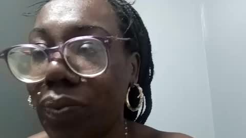 Snapshot of brittbran2019 chatting on 03-13-26, 08:15 Chocolate Princess online show from 03-13-26, 08:15