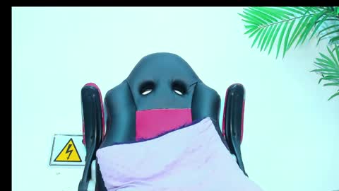 BRIYIT     online show from 02-05-25, 05:52