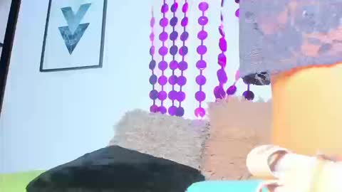 BRIYIT     online show from 10-15-25, 08:53