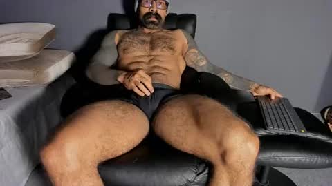 Snapshot of brockhurn_ chatting on 07-18-26, 02:05 brockhurn_ online show from 07-18-26, 02:05