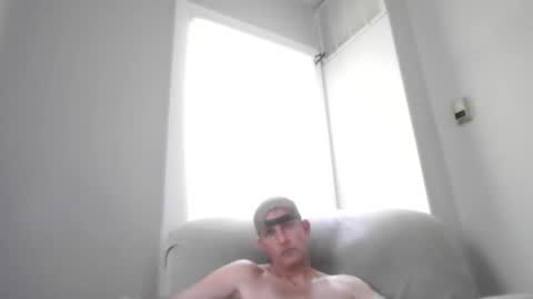 Snapshot of brodyb545755 chatting on 06-11-26, 04:16 brodyb545755 online show from 06-11-26, 04:16