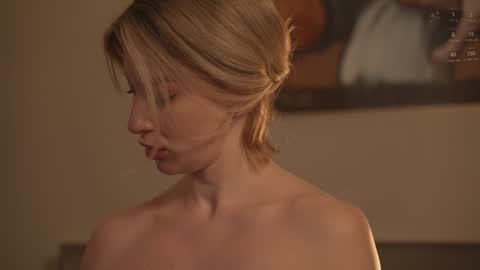 Snapshot of bronnica chatting on 01-30-25, 03:51 Anna online show from 01-30-25, 03:51