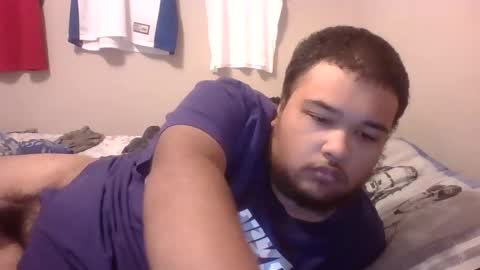 Snapshot of bronxforlife chatting on 01-02-25, 10:01 bronxforlife online show from 01-02-25, 10:01