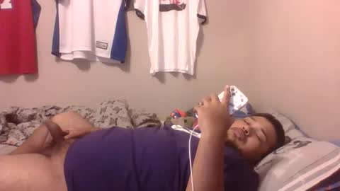 Snapshot of bronxforlife chatting on 01-05-25, 02:38 bronxforlife online show from 01-05-25, 02:38