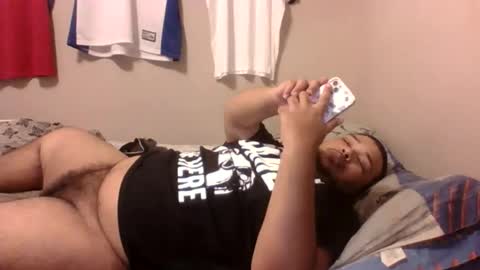 Snapshot of bronxforlife chatting on 12-22-25, 09:23 bronxforlife online show from 12-22-25, 09:23