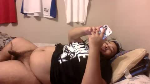 Snapshot of bronxforlife chatting on 01-12-26, 03:45 bronxforlife online show from 01-12-26, 03:45