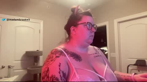 Madam Brooke online show from 10-23-25, 10:58