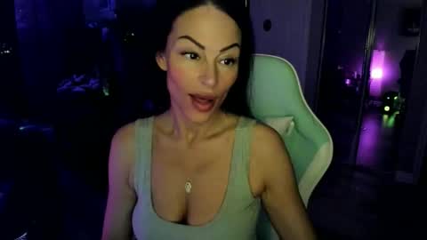 Snapshot of brookesummerxo chatting on 05-16-26, 03:36 Brooke Summer xo online show from 05-16-26, 03:36