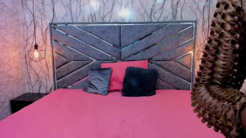 Sara  online show from 12-16-24, 01:10