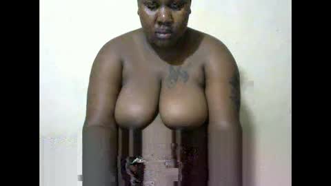 Snapshot of brownqueen90 chatting on 10-31-25, 05:36 JOY online show from 10-31-25, 05:36