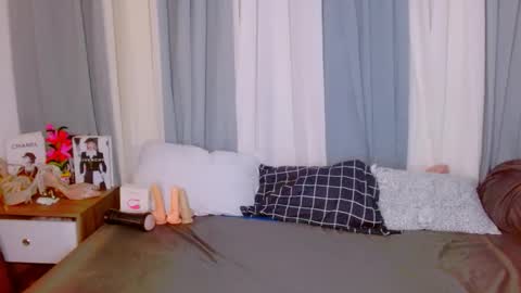 Roberta  GODDESS OF PLEASURE AND SEXUALDESIRE   online show from 09-17-25, 07:54