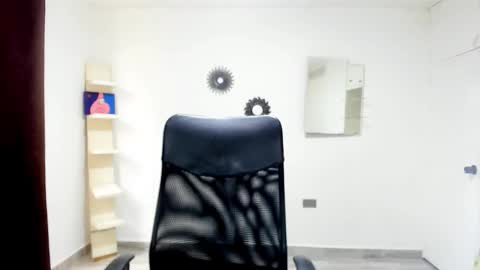 Snapshot of bruce_1111 chatting on 09-16-25, 06:20 bruce_1111 online show from 09-16-25, 06:20