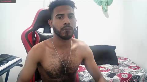 Snapshot of bruce_1111 chatting on 11-18-25, 10:25 bruce_1111 online show from 11-18-25, 10:25