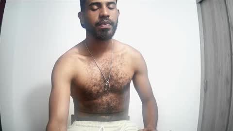 bruce_1111 online show from 12-18-25, 08:37