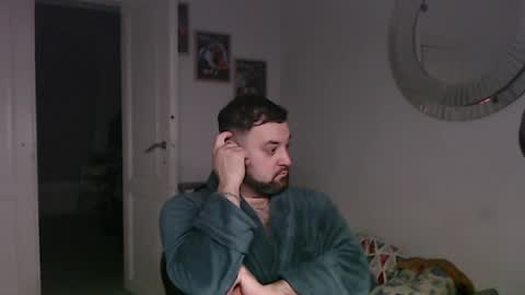 Bruce online show from 12-20-24, 05:18