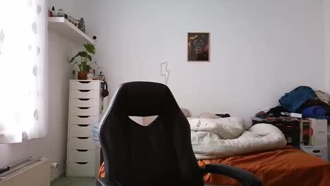 Bruce online show from 09-21-25, 12:07