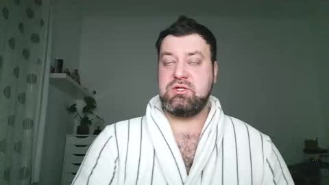 Snapshot of brucemf chatting on 12-02-25, 05:30 Bruce online show from 12-02-25, 05:30