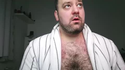 Snapshot of brucemf chatting on 02-17-26, 06:58 Bruce online show from 02-17-26, 06:58