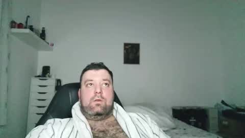 Snapshot of brucemf chatting on 02-20-26, 06:08 Bruce online show from 02-20-26, 06:08